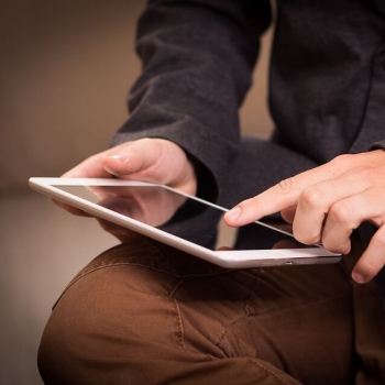 Projektowanie wnętrz w stylu japandi: Harmonijne połączenie minimalizmu i naturalności